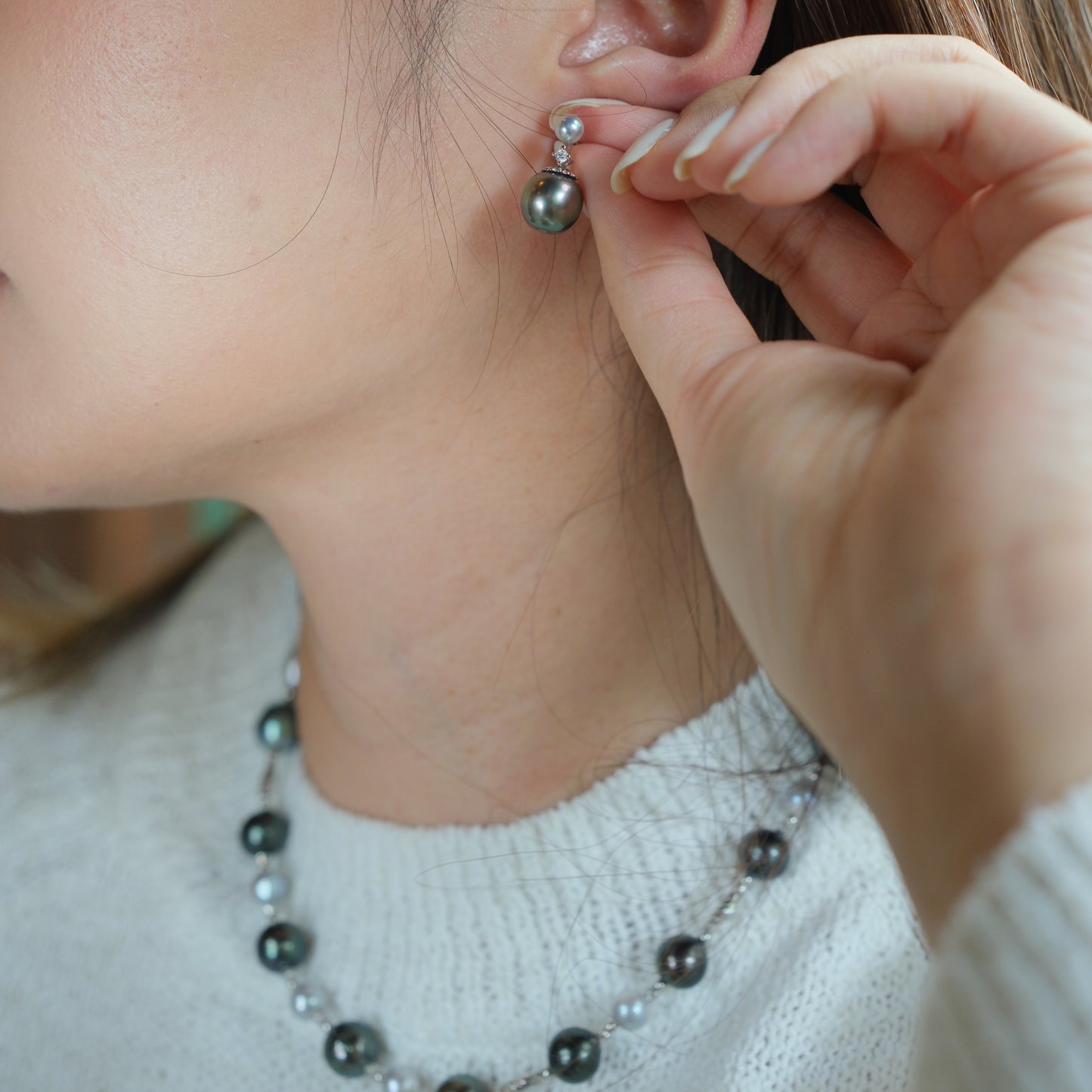 Tahitian Black Pearl Earrings